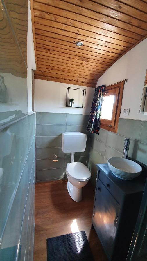 Bed and Breakfast Tisza White House Tiszaszolos Номер фото