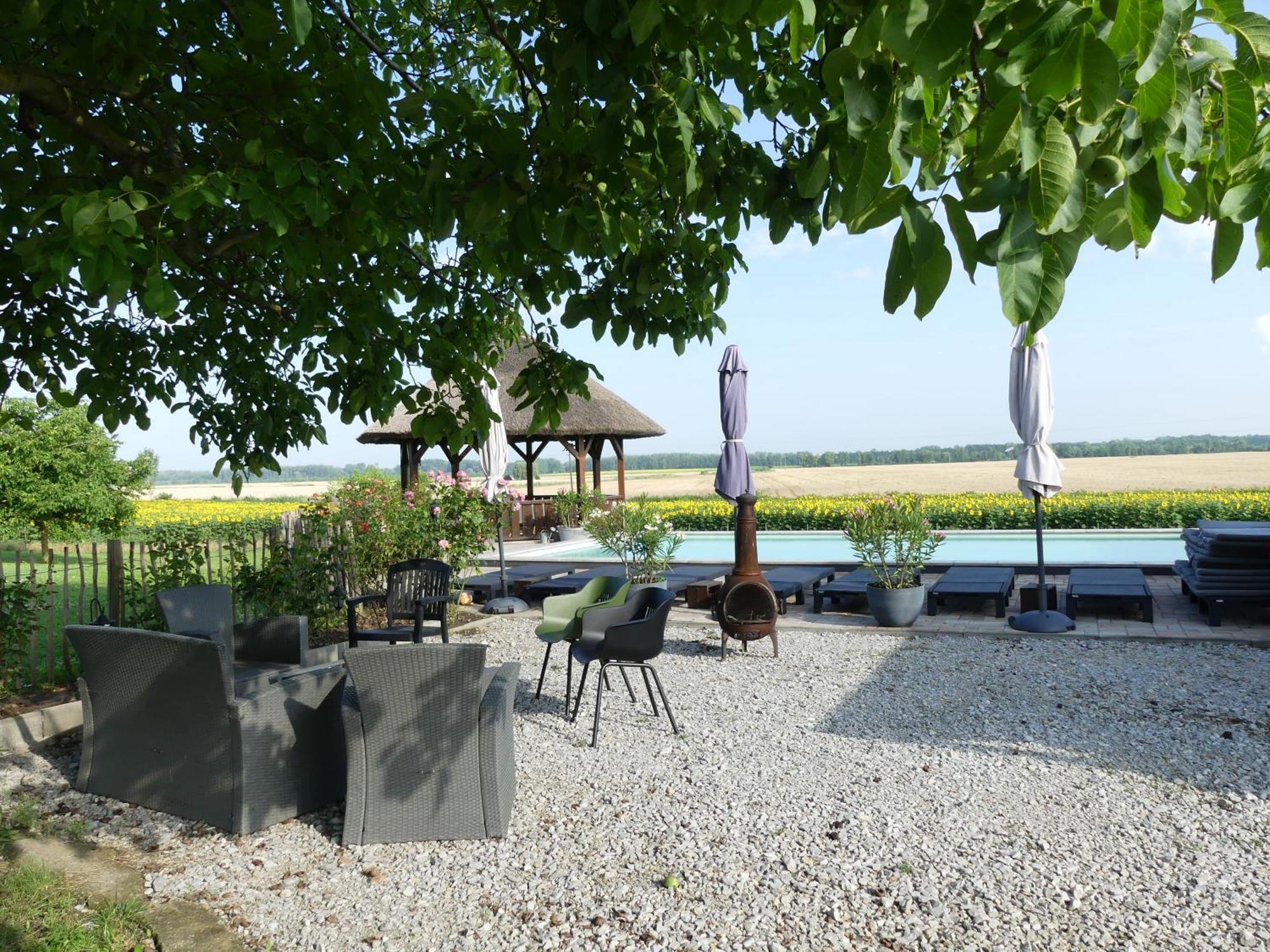 Bed and Breakfast Tisza White House Tiszaszolos Екстер'єр фото